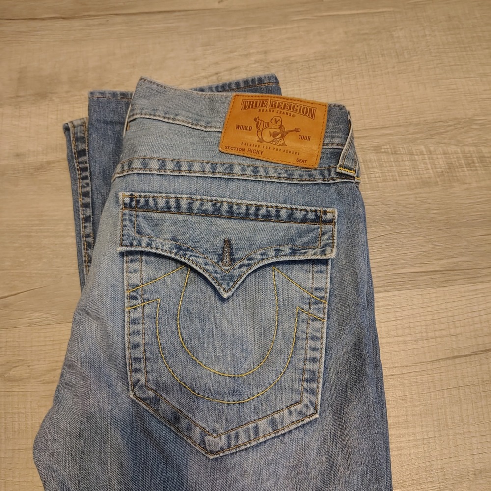 True Religion Ricky Straight Leg Jeans Mens 34 Blue Light Wash Made in USA